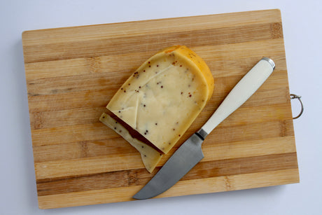Lekker Mustard Seed Gouda