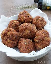 Apple, Pork and Nut Stuffing 10 Balls
